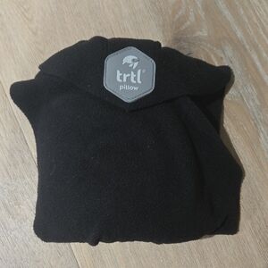 Trtl Black Travel Pillow